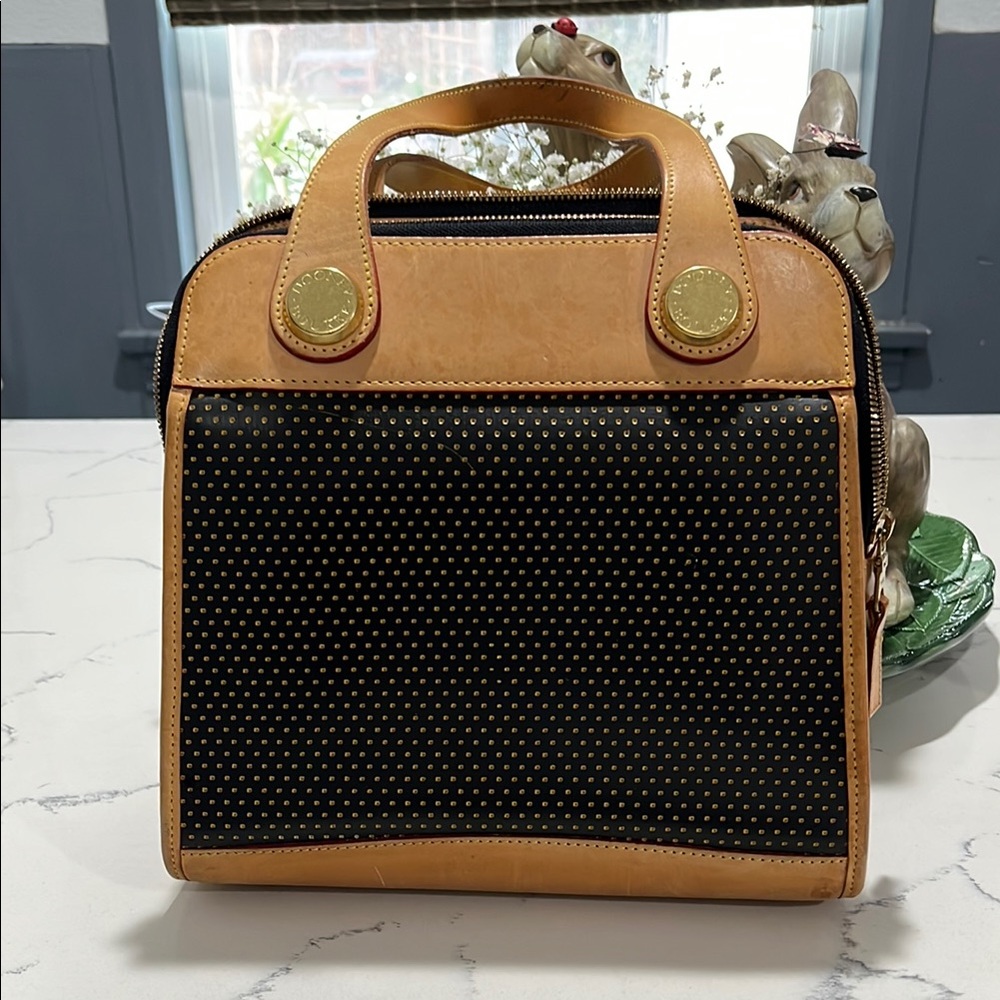 Vintage Dooney and Burke handbag